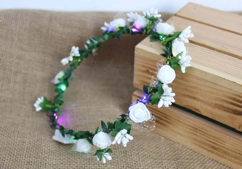 5904888171492_leuchtendes_stirnband_blumenkranz